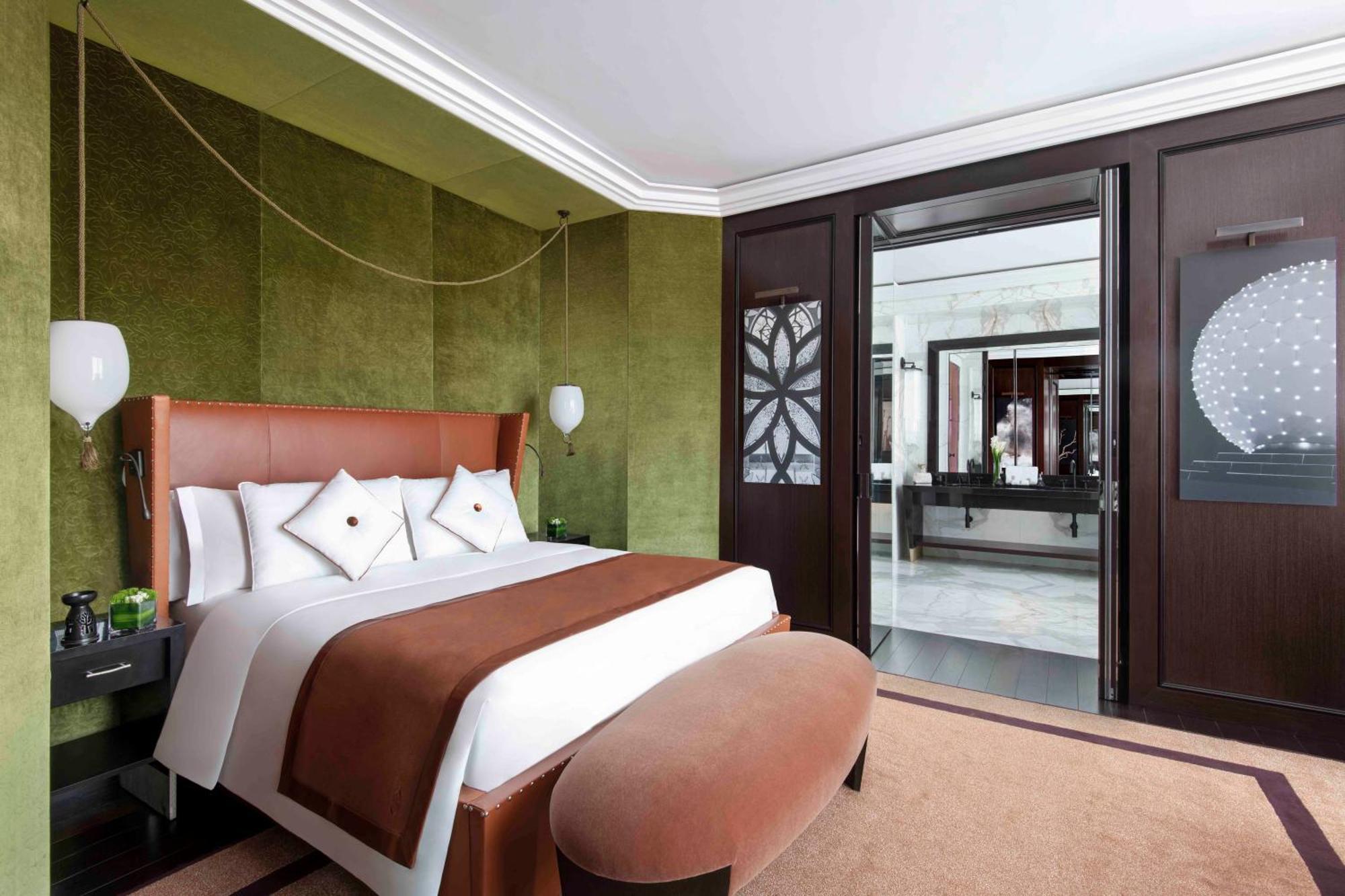Banyan Tree Doha At La Cigale Mushaireb Екстериор снимка A bedroom at the Mandarin Oriental, London